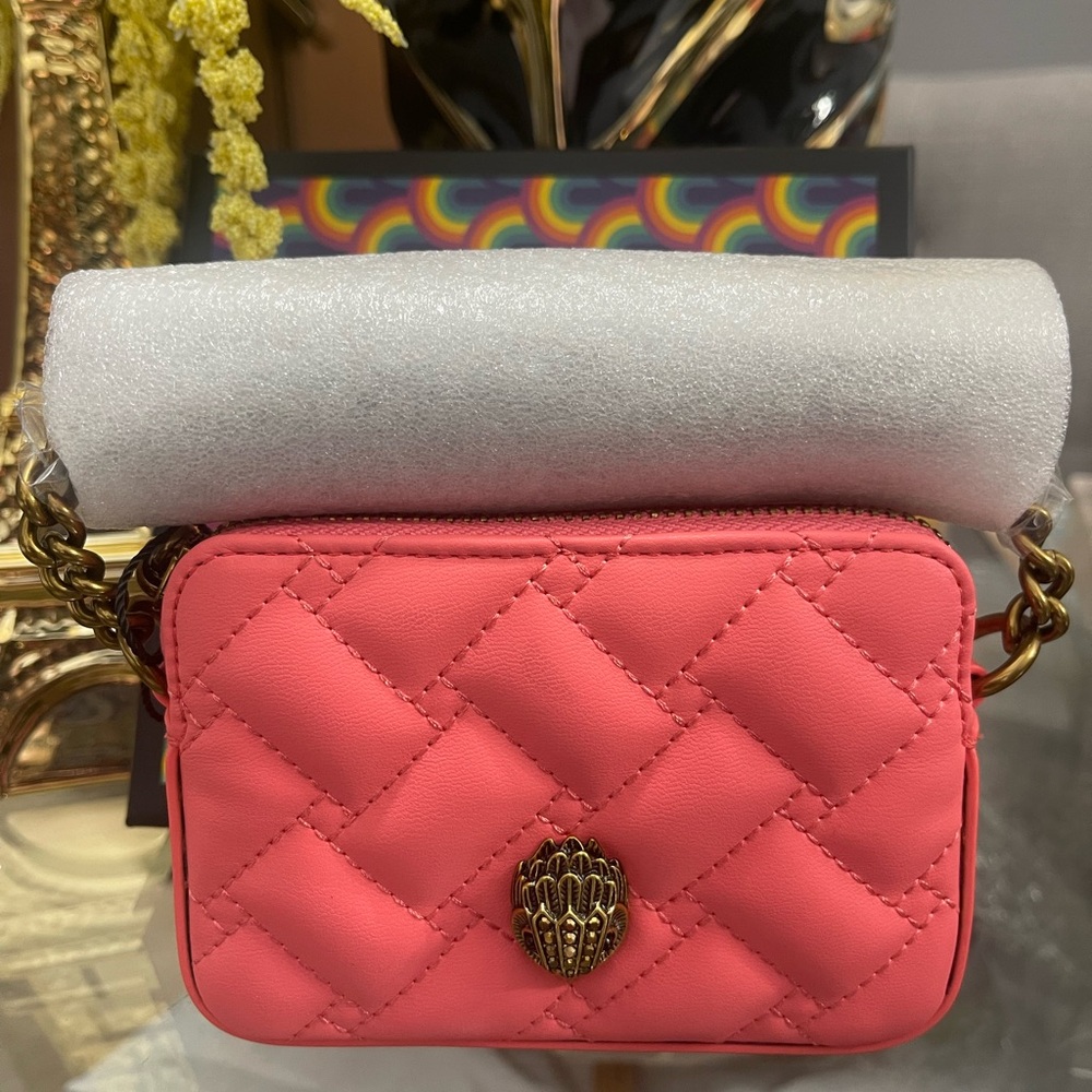 🤗 SOLD 🤗 Kurt Geiger Coral Pouch with Gold Zipper